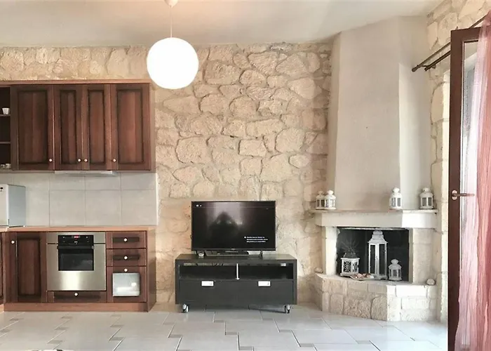 Ntinos House Elani Szíviri